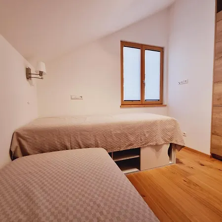 Mei-chalet Hébergement de vacances *